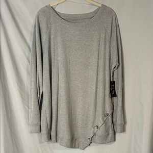 New York Laundry Gray Ribbed Sweatshirt